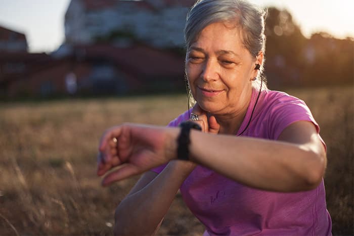 What is a good heart rate for seniors who exercise? - Image